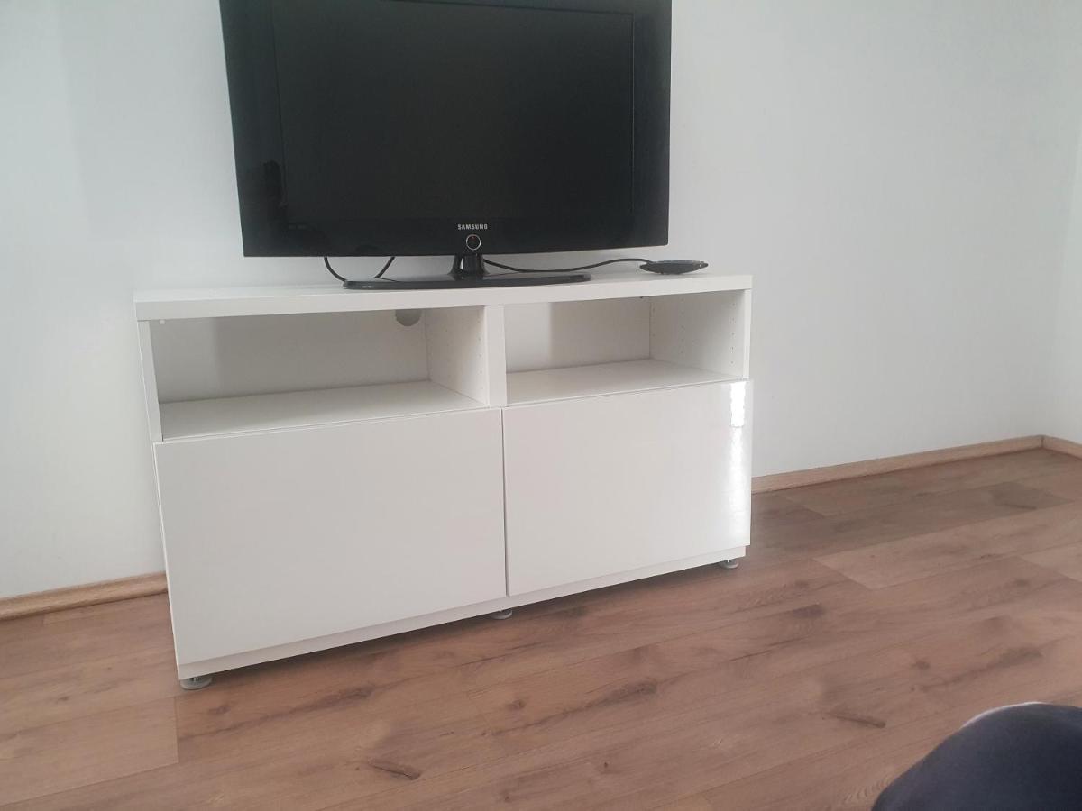 Apartment Rithel Wina Bagian luar foto